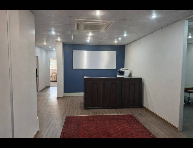 BUSINESS PROPERTY TO RENT IN MONUMENT PARK